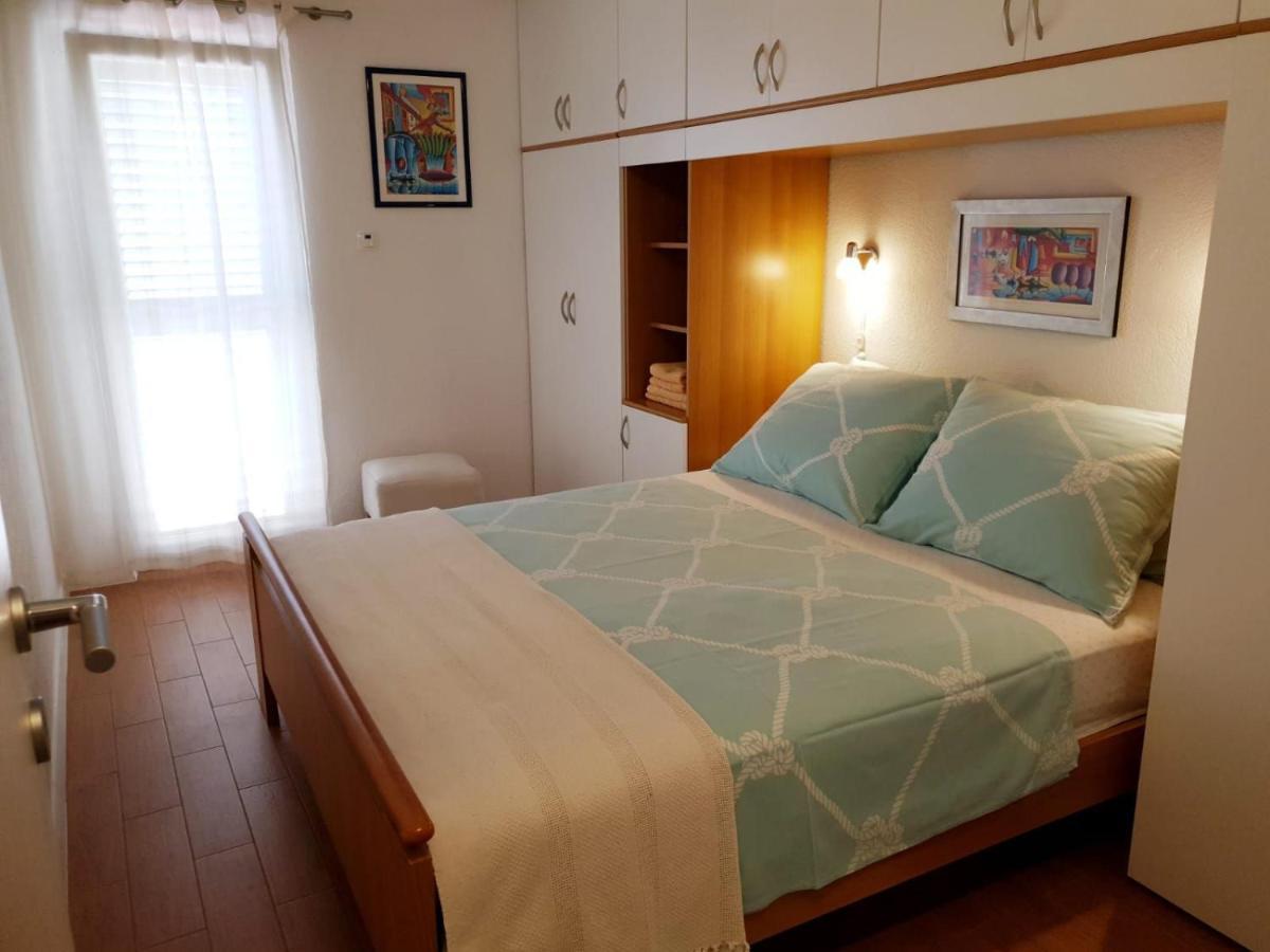 Apartments Kuzmanic Omis Luaran gambar