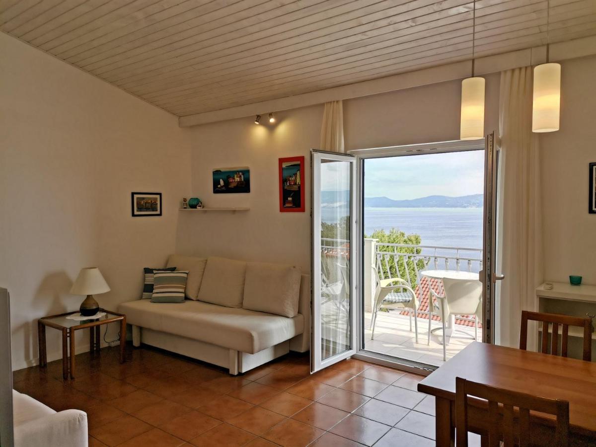 Apartments Kuzmanic Omis Luaran gambar
