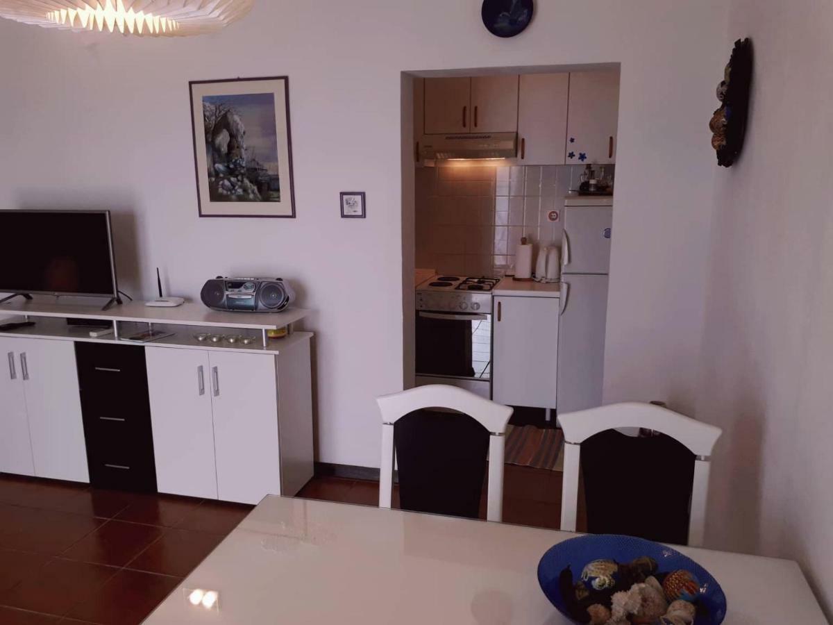 Apartments Kuzmanic Omis Luaran gambar