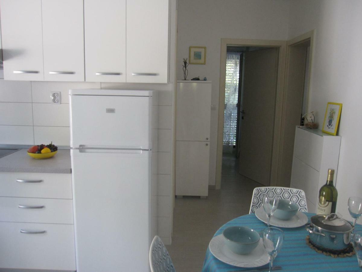 Apartments Kuzmanic Omis Luaran gambar